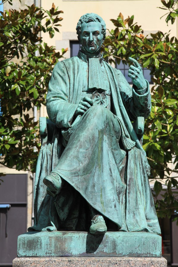 Estàtua de René Laennec a Quimper