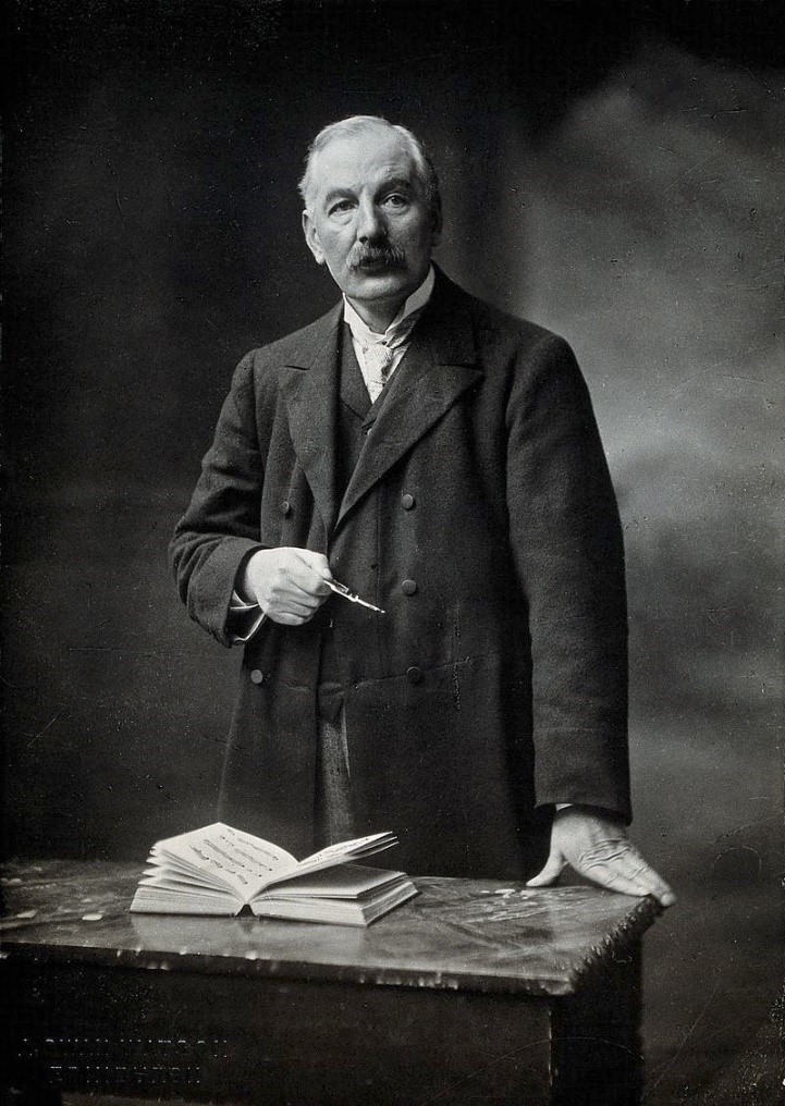 sir Byrom Bramwell