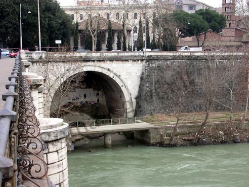 Cloaca Maxima al riu Tíber