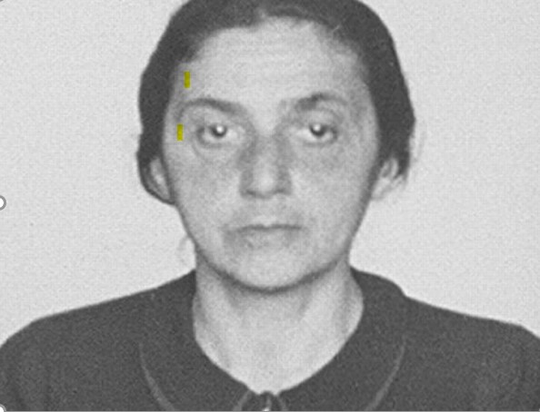 Lucja Frey en el ghetto on va estar tancada, l'any 1941