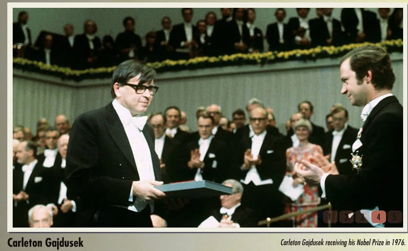 El Dr. Gajdusek rebent el premi Nobel