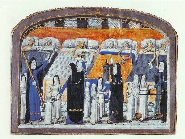 Sala d'hospital en una miniatura medieval, que mostra que hi han dos malalts a cada llit.