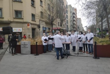 El Cor Clínic actuant el dia de la inauguració de la placeta Concepció Aleixandre Ballester