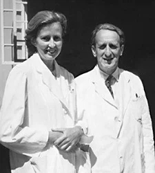 El matrimoni de metges, Reginald i Catherine Hamlin