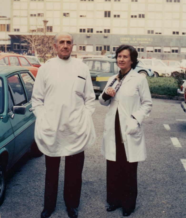 El Dr. Amadeo Foz i la seva col•laboradora la Dra. Clara Roy