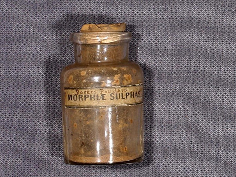 Un flascó de pólvora de Dover, barreja d'opi i ipecacuana que prenien molts soldats durant la guerra civil americana