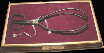 Un dels fòrceps de la col·lecció dels Chamberlain