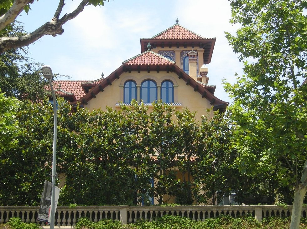 Casa Fàbregas que va ser la seu del Sanatori Pedralbes