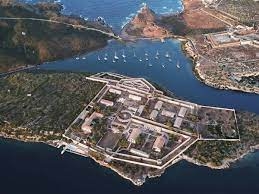 Vista general del llatzeret de Maó