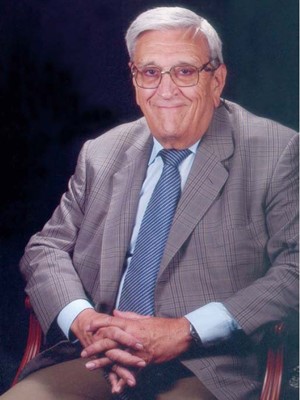 El Dr. Revert pròxim a la jubilació