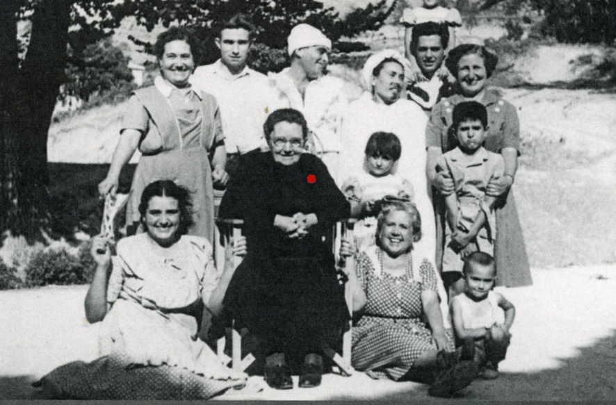 La Dra. Soler a la residència on passa els últims anys de vida