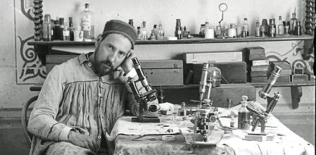 Ramon y Cajal catedràtic d'Anatomia Patològica a la Universitat de Barcelona