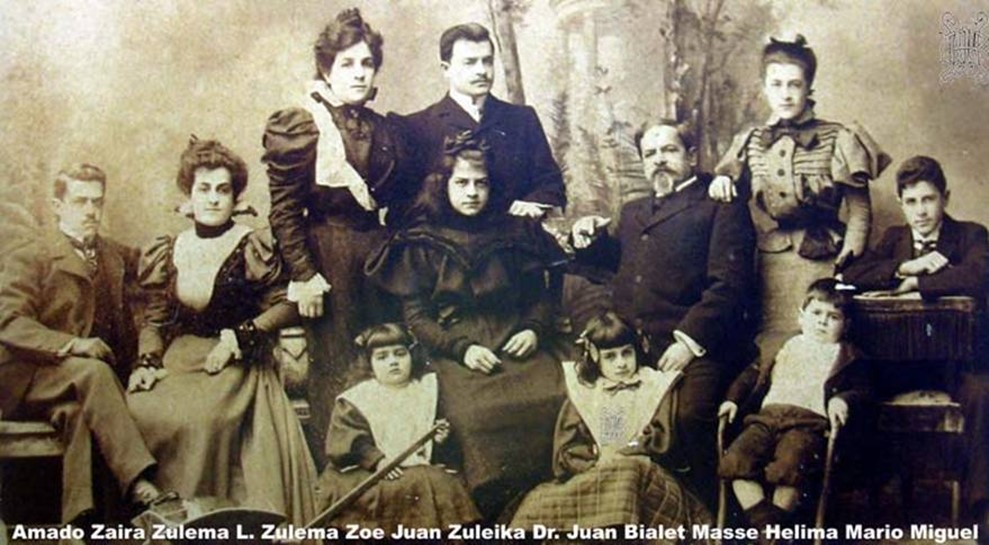 Familia Bialet. El matrimoni i nou fills.