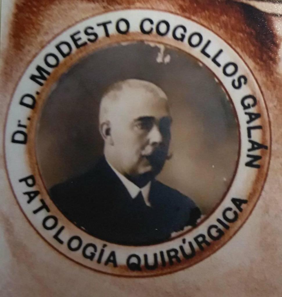 Dr. Modesto Cogollos, ajudant del professor Candela. Va ser catedràtic de cirurgia a València.