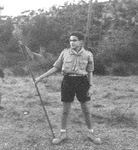 Jo vestit d'escolta amb el bordó