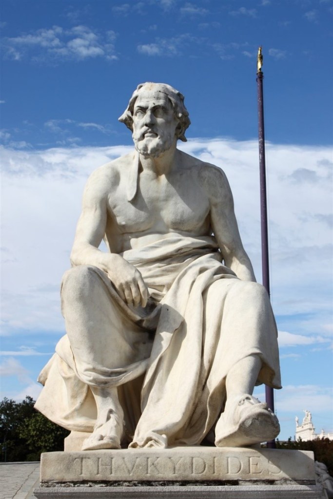 Estàtua del filòsof grec Tucídides tallada per Theophilus Hansen (1813-1891) davant del Parlament d'Àustria