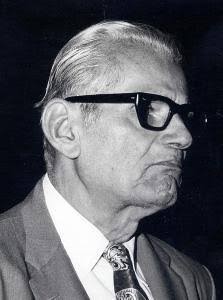 Dr Antonio Béguez César