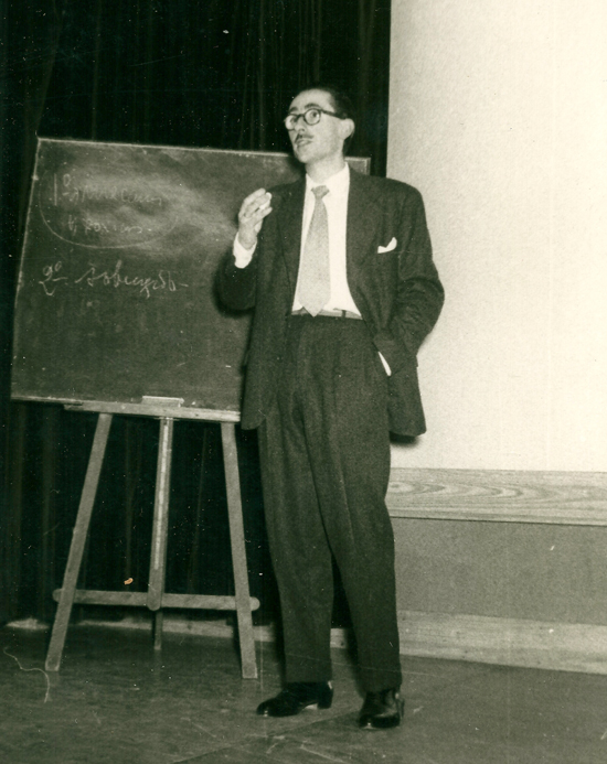 El Dr Daufí donant classe a la càtedra de Patologia General de la Universitat de Barcelona